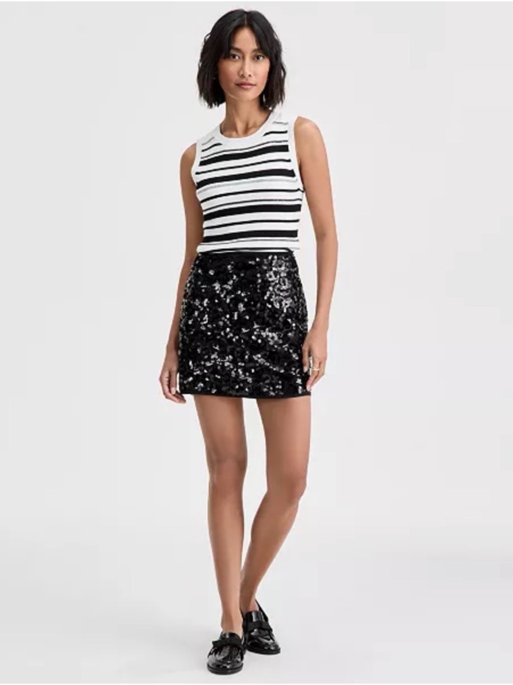 On 34th Sequin Mini Skirt - Black